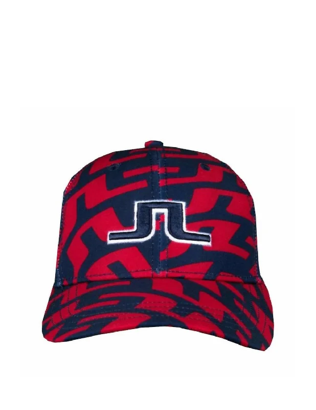 Arlene Cap In Swirl Red