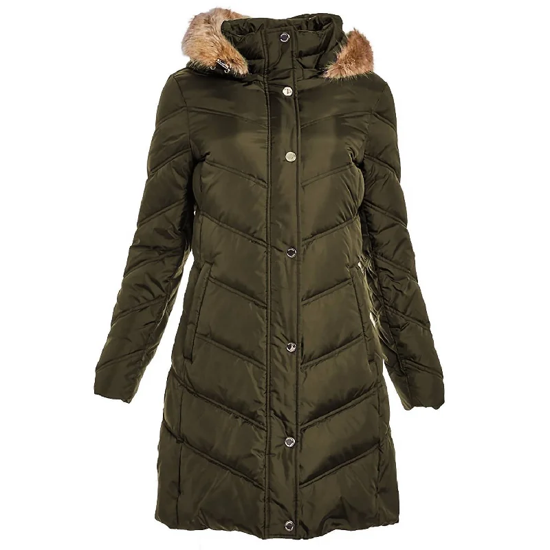 Women's Chevron Down Puffer Hooded Coat In Dark Moss